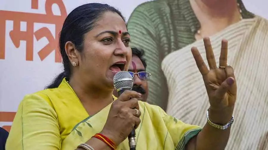Rekha Gupta ने केजरीवाल पर निशाना साधा और कहा कि दिल्ली की जनता की नज़र में AAP प्रमुख दोषी है Rekha Gupta ने केजरीवाल पर निशाना साधा और कहा कि दिल्ली की जनता की नज़र में AAP प्रमुख दोषी है