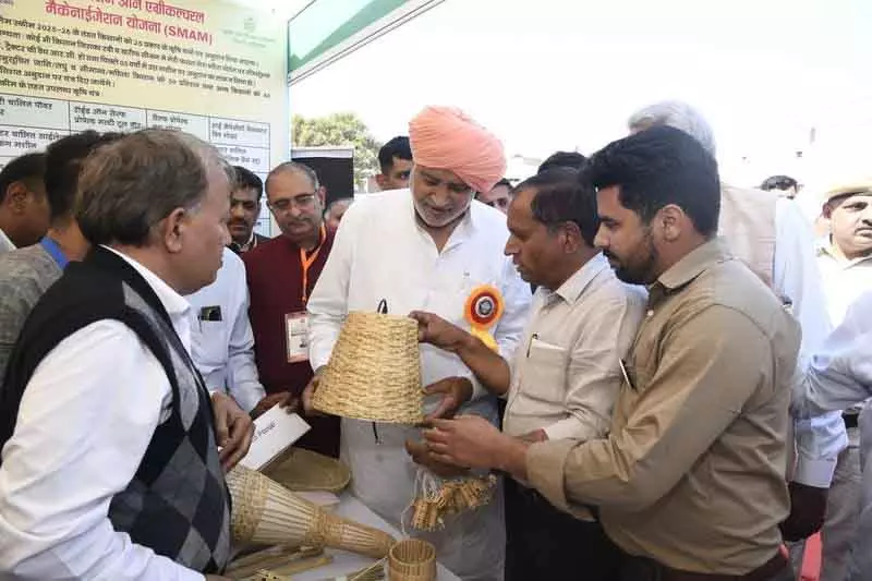 Kurukshetra कृषि मंत्री श्याम सिंह राणा की अपील: बेहतर पैदावार के लिए लेटेस्ट टेक्नोलॉजी अपनाएं Kurukshetra कृषि मंत्री श्याम सिंह राणा की अपील: बेहतर पैदावार के लिए लेटेस्ट टेक्नोलॉजी अपनाएं
