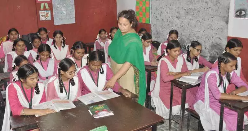 ग्यारहवीं क्लास के आर्ट्स के स्टूडेंट्स साइंस के स्टूडेंट्स से ज़्यादा एग्रेसिव होते हैं: Study ग्यारहवीं क्लास के आर्ट्स के स्टूडेंट्स साइंस के स्टूडेंट्स से ज़्यादा एग्रेसिव होते हैं: Study