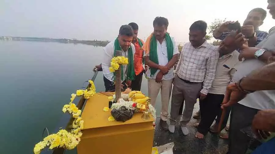 Kunigal: रामबाना फेज नहर में 15 साल बाद पानी आया Kunigal: रामबाना फेज नहर में 15 साल बाद पानी आया
