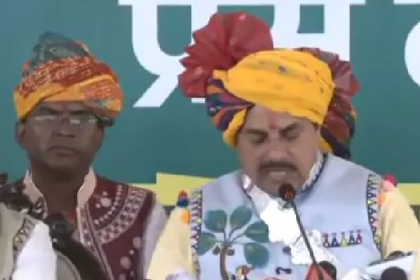 CM Mohan Yadav ने होली की शुभकामनाएं दी और स्कूल परीक्षाओं पर जोर दिया CM Mohan Yadav ने होली की शुभकामनाएं दी और स्कूल परीक्षाओं पर जोर दिया
