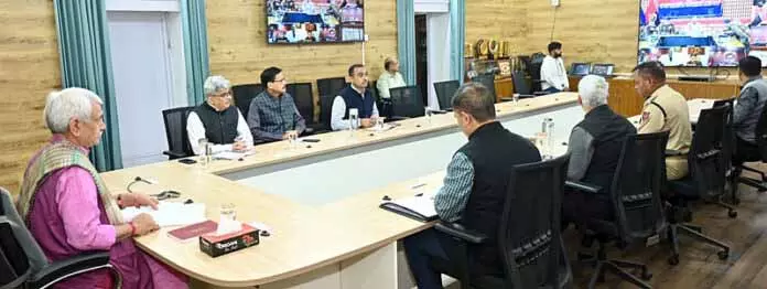 केंद्र शासित प्रदेश J&K में एलजी की सुरक्षा की स्थिति केंद्र शासित प्रदेश J&K में एलजी की सुरक्षा की स्थिति