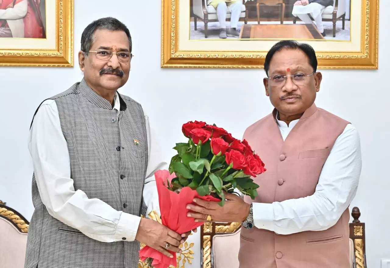 CM विष्णुदेव साय से छत्तीसगढ़ राज्य पुलिस जवाबदेही प्राधिकरण के नव पदस्थ सदस्य राजीव श्रीवास्तव ने की सौजन्य भेंट CM विष्णुदेव साय से छत्तीसगढ़ राज्य पुलिस जवाबदेही प्राधिकरण के नव पदस्थ सदस्य राजीव श्रीवास्तव ने की सौजन्य भेंट