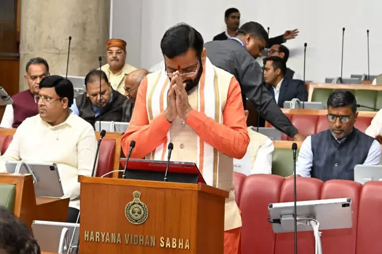 Chandigarh: सीएम Nayab Singh Saini ने पेश किया बजट, युवाओं को AI ट्रेनिंग का तोहफा Chandigarh: सीएम Nayab Singh Saini ने पेश किया बजट, युवाओं को AI ट्रेनिंग का तोहफा