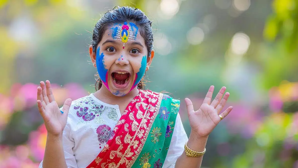 Holi 2026: तारीख, होलिका दहन का समय, महत्व Holi 2026: तारीख, होलिका दहन का समय, महत्व
