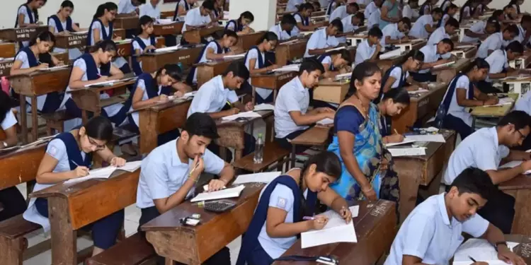 Odisha मैट्रिक परीक्षाएं सुचारू रूप से संपन्न हुईं, मई में परिणाम आने की उम्मीद Odisha मैट्रिक परीक्षाएं सुचारू रूप से संपन्न हुईं, मई में परिणाम आने की उम्मीद