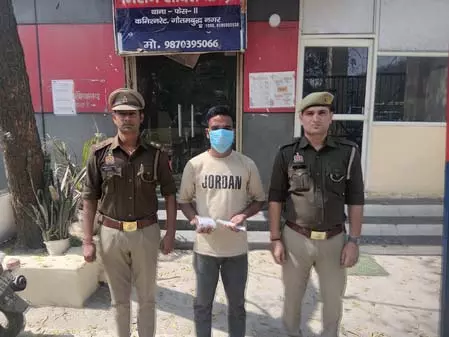 Arrested: कार्ड बदलकर खाते से उड़ाता था पूरी रकम, पुलिस ने किया खुलासा Arrested: कार्ड बदलकर खाते से उड़ाता था पूरी रकम, पुलिस ने किया खुलासा