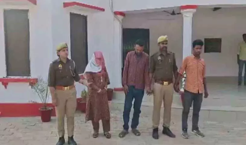 बलिया में blackmail के चलते महिला ने प्रेमी की हत्या की, चेहरा एसिड से जलाया बलिया में blackmail के चलते महिला ने प्रेमी की हत्या की, चेहरा एसिड से जलाया
