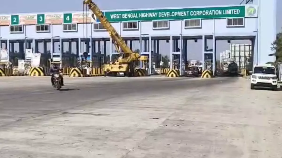Kalyani Expressway एयरपोर्ट को कांचरापाड़ा से 40 मिनट में जोड़ता Kalyani Expressway एयरपोर्ट को कांचरापाड़ा से 40 मिनट में जोड़ता