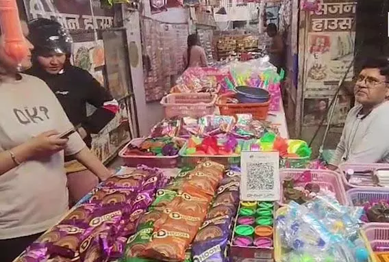 Kotdwar में होली का उत्साह: बाजारों में रौनक और रंगों की भरमार Kotdwar में होली का उत्साह: बाजारों में रौनक और रंगों की भरमार