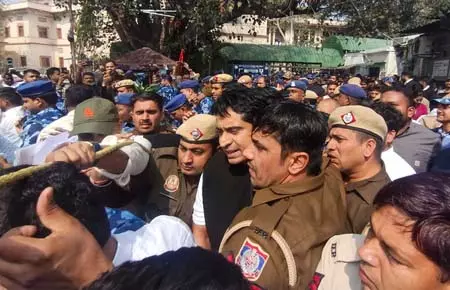 AI समिट प्रदर्शन मामले में यूथ कांग्रेस के अध्यक्ष मंगलवार को जेल से रिहा होंगे AI समिट प्रदर्शन मामले में यूथ कांग्रेस के अध्यक्ष मंगलवार को जेल से रिहा होंगे