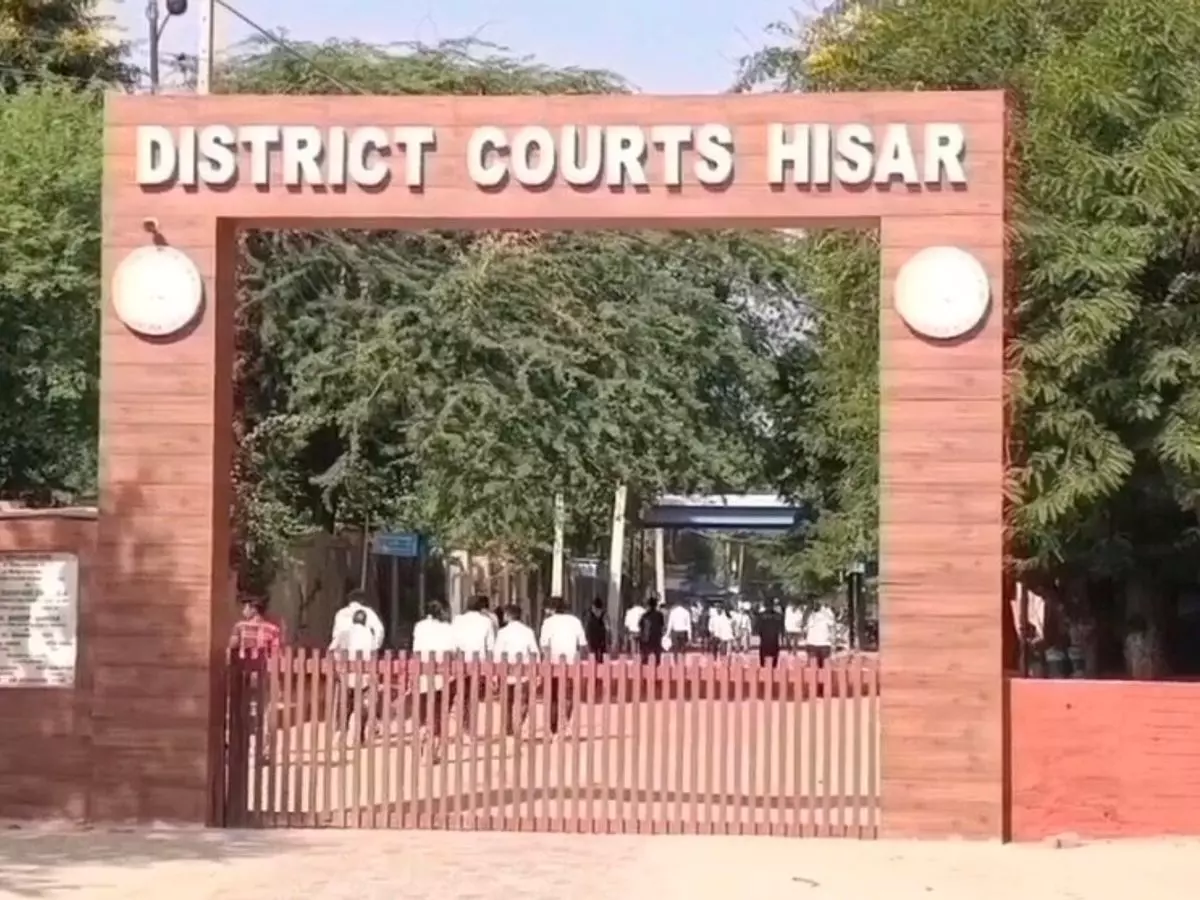 Hisar: हिसार स्नैचिंग कांड पर अदालत का अहम निर्णय Hisar: हिसार स्नैचिंग कांड पर अदालत का अहम निर्णय