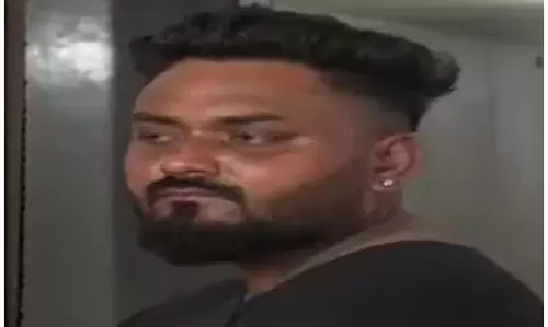 पेट में लात मारी गई, गर्भपात हो गया...प्रेमिका ने लगाया सनसनीखेज आरोप पेट में लात मारी गई, गर्भपात हो गया...प्रेमिका ने लगाया सनसनीखेज आरोप