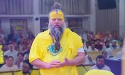 Premananda Ji Maharaj:अनमोल विचार,मौन से कैसे मिलता है मन को सच्चा सुकून Premananda Ji Maharaj:अनमोल विचार,मौन से कैसे मिलता है मन को सच्चा सुकून