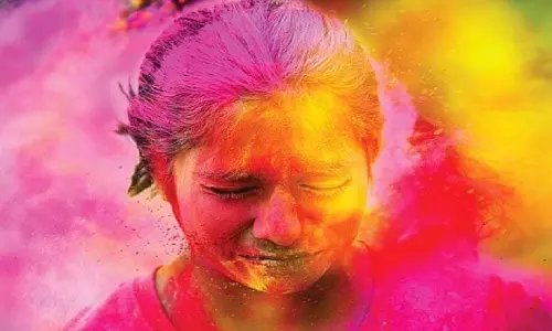 मना करने वालों पर ना लगाए गुलाल, नहीं तो सीधे होंगे सलाखों पर मना करने वालों पर ना लगाए गुलाल, नहीं तो सीधे होंगे सलाखों पर