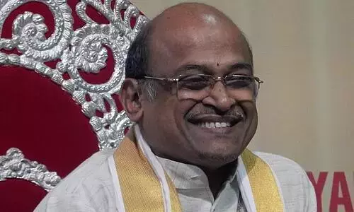 Andhra को तेलुगु नाडु नाम देने के गरिकपति के बयान से विवाद खड़ा हो गया Andhra को तेलुगु नाडु नाम देने के गरिकपति के बयान से विवाद खड़ा हो गया