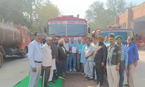 Sirsa: फायर डिपार्टमेंट कर्मचारियों ने अनसुलझी मांगों को लेकर हड़ताल की योजना बनाई