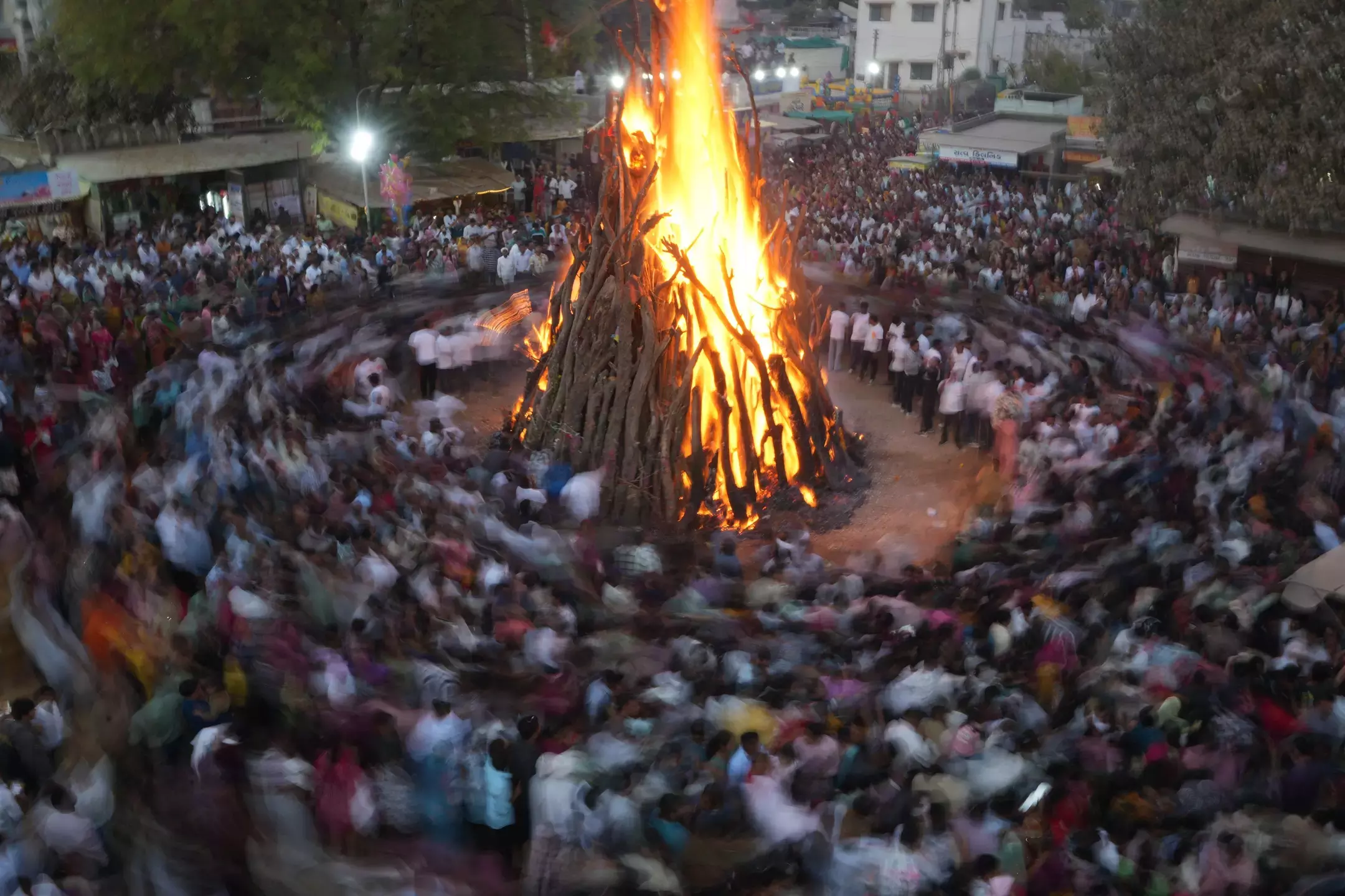 Telangana को होली की बधाई दी, इको-फ्रेंडली त्योहार मनाने का आग्रह किया Telangana को होली की बधाई दी, इको-फ्रेंडली त्योहार मनाने का आग्रह किया