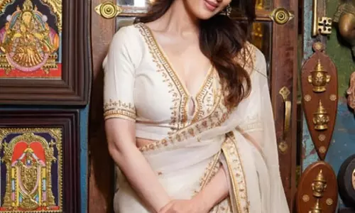 कॉस्मेटिक सर्जरी सिर्फ अभिनेत्रियों तक सीमित नहीं, आम युवतियों में बढ़ता चलन चिंताजनक: संदीपा धर कॉस्मेटिक सर्जरी सिर्फ अभिनेत्रियों तक सीमित नहीं, आम युवतियों में बढ़ता चलन चिंताजनक: संदीपा धर