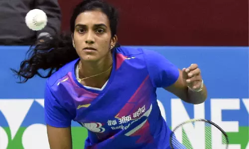 P. V. Sindhu तीन दिन दुबई में फंसी रहने के बाद सुरक्षित घर लौटीं P. V. Sindhu तीन दिन दुबई में फंसी रहने के बाद सुरक्षित घर लौटीं