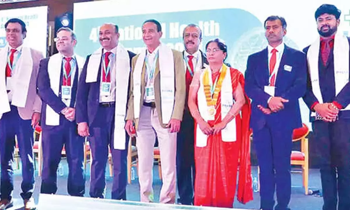 Karnataka: बायोमेडिकल वेस्ट मैनेजमेंट पर ज़रूरी बातचीत शुरू हुई Karnataka: बायोमेडिकल वेस्ट मैनेजमेंट पर ज़रूरी बातचीत शुरू हुई