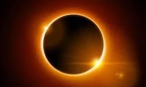Shastra Rules For Chandra Grahan: जानें चंद्र ग्रहण और सूतक काल के समय भूख लगे तो क्या करें Shastra Rules For Chandra Grahan: जानें चंद्र ग्रहण और सूतक काल के समय भूख लगे तो क्या करें