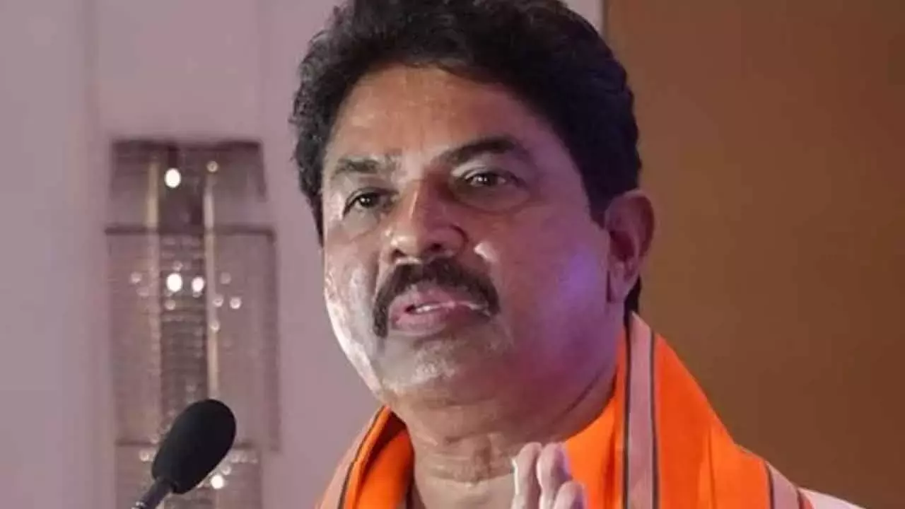 Karnataka कांग्रेस में सत्ता संघर्ष के बीच आर. अशोक ने सिद्धारमैया पर ‘जासूसी’ का आरोप लगाया Karnataka कांग्रेस में सत्ता संघर्ष के बीच आर. अशोक ने सिद्धारमैया पर ‘जासूसी’ का आरोप लगाया