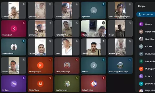 ड्रोन से हुड़दंगियों पर पैनी नजर, अगले 48 घंटे पुलिस अलर्ट मोड पर ड्रोन से हुड़दंगियों पर पैनी नजर, अगले 48 घंटे पुलिस अलर्ट मोड पर