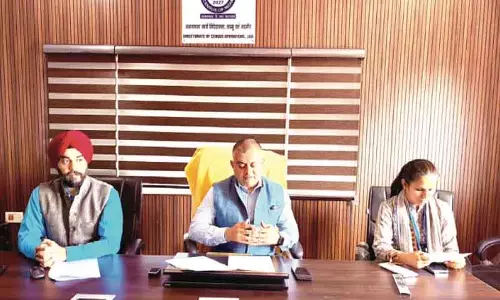 अमित शर्मा ने सेवा संकल्प पर Jammu -Kashmir, लद्दाख में मीटिंग की अध्यक्षता की अमित शर्मा ने सेवा संकल्प पर Jammu -Kashmir, लद्दाख में मीटिंग की अध्यक्षता की