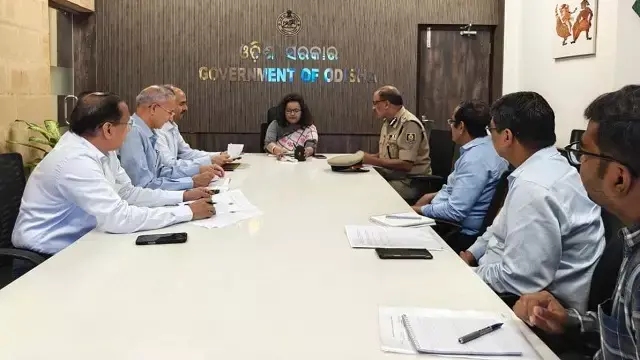 मिडिल ईस्ट में जंग: Odisha चीफ सेक्रेटरी ने फंसे ओडिया लोगों की सुरक्षा पर हाई-लेवल मीटिंग की मिडिल ईस्ट में जंग: Odisha चीफ सेक्रेटरी ने फंसे ओडिया लोगों की सुरक्षा पर हाई-लेवल मीटिंग की