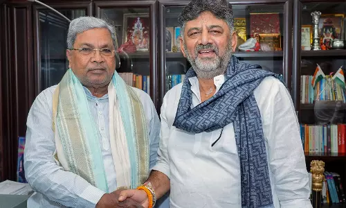 कर्नाटक के CM सिद्धारमैया ने फोन टैपिंग के आरोपों को गलत बताया, BJP और JD(S) पर निशाना साधा कर्नाटक के CM सिद्धारमैया ने फोन टैपिंग के आरोपों को गलत बताया, BJP और JD(S) पर निशाना साधा