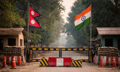 Nepal elections: भारत के साथ बॉर्डर पॉइंट 72 घंटे के लिए बंद Nepal elections: भारत के साथ बॉर्डर पॉइंट 72 घंटे के लिए बंद