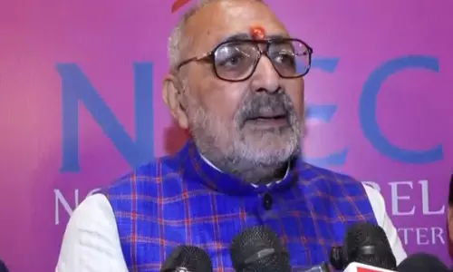 केंद्रीय मंत्री गिरिराज सिंह ने Noida को सबसे बड़ा रोज़गार केंद्र बताया