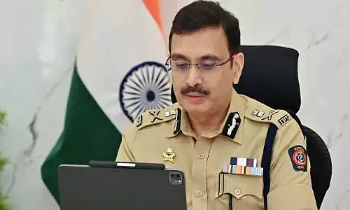 Pune : नागरिक अब हर सोमवार को बिना अपॉइंटमेंट के सीधे पुलिस कमिश्नर से मिल सकते है Pune : नागरिक अब हर सोमवार को बिना अपॉइंटमेंट के सीधे पुलिस कमिश्नर से मिल सकते है