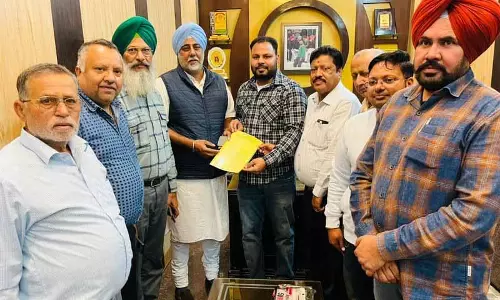 Amloh राइस मिलर्स ने स्टोरेज संकट पर चिंता जताई, पंजाब के पूर्व मंत्री से मिले