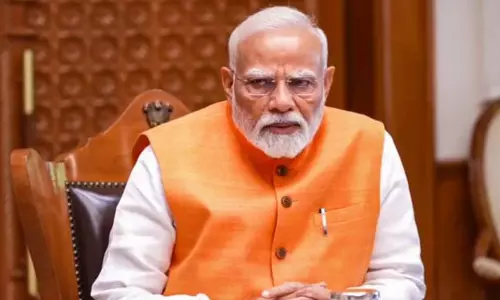 PM मोदी ने ओमान के सुल्तान और कुवैत के क्राउन प्रिंस से बात की PM मोदी ने ओमान के सुल्तान और कुवैत के क्राउन प्रिंस से बात की