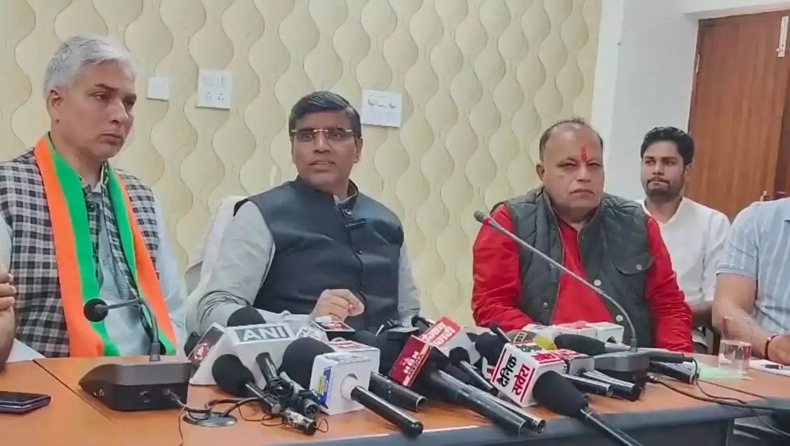 Jind: बजट पर महिपाल ढांडा की प्रतिक्रिया, आत्मनिर्भरता पर जोर Jind: बजट पर महिपाल ढांडा की प्रतिक्रिया, आत्मनिर्भरता पर जोर