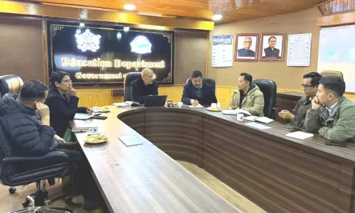 Sikkim कला और साहित्य महोत्सव 2026 के लिए समीक्षा बैठक Sikkim कला और साहित्य महोत्सव 2026 के लिए समीक्षा बैठक