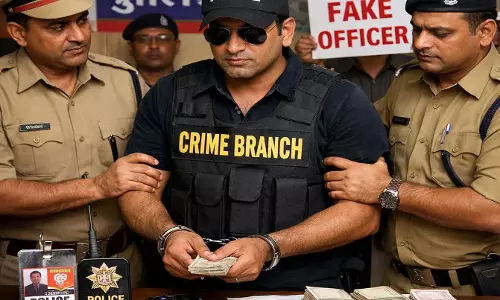 फर्जी क्राइम ब्रांच अधिकारी बनकर 54 हजार ऐंठे, तीन हिरासत में फर्जी क्राइम ब्रांच अधिकारी बनकर 54 हजार ऐंठे, तीन हिरासत में