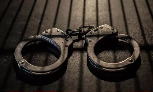 Bengaluru के रास्ते भारत में तस्करी करने के आरोप में तीन बांग्लादेशी लड़कियों को गिरफ्तार किया गया