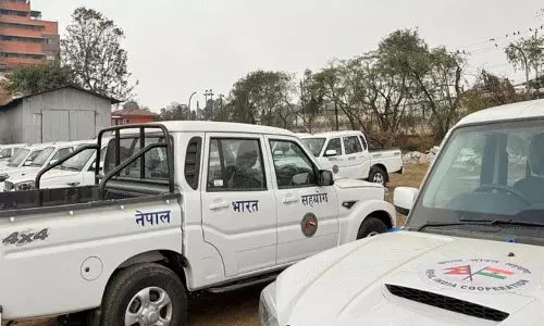 India ने नेपाल को चुनावी तैयारी में दिया भारी वाहन समर्थन