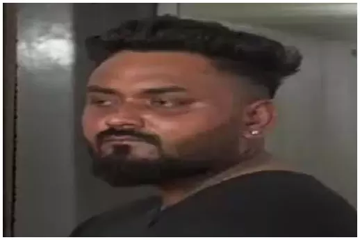 पेट में लात मारी गई, गर्भपात हो गया...प्रेमिका ने लगाया सनसनीखेज आरोप पेट में लात मारी गई, गर्भपात हो गया...प्रेमिका ने लगाया सनसनीखेज आरोप