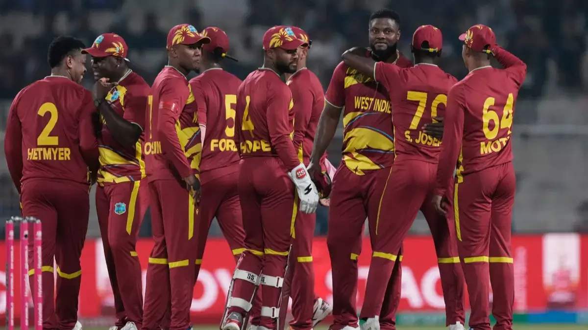 मिडिल ईस्ट में तनाव के बाद विंडीज़ IND में फंसी, यात्रा में उथल-पुथल मिडिल ईस्ट में तनाव के बाद विंडीज़ IND में फंसी, यात्रा में उथल-पुथल