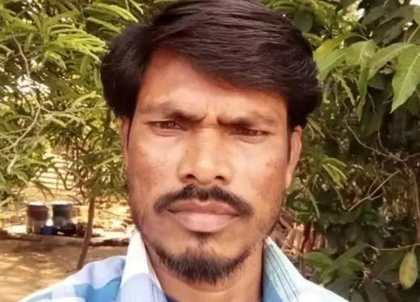 अखबार हॉकर को अज्ञात वाहन ने रौंदा, मौत अखबार हॉकर को अज्ञात वाहन ने रौंदा, मौत