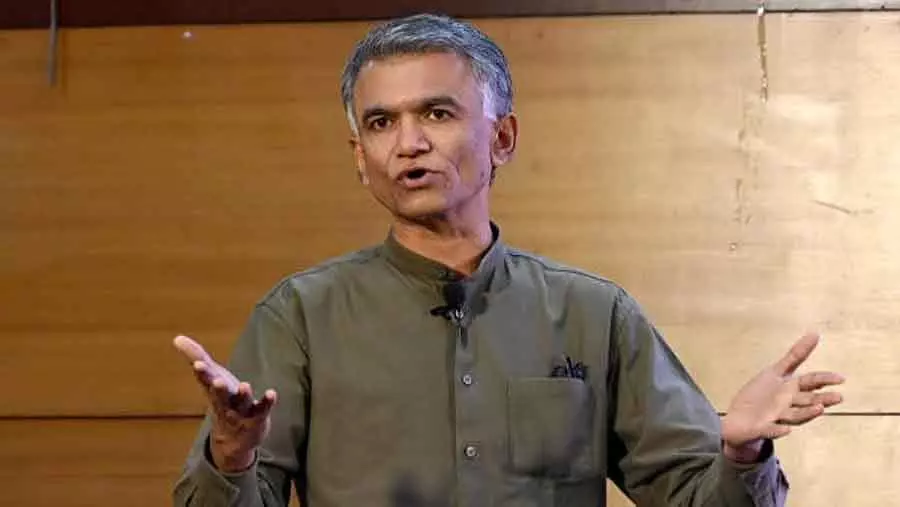 Karnataka : सरकार ने फंसे हुए कन्नड़ लोगों से कहा, लोकल अधिकारियों की सलाह मानें Karnataka : सरकार ने फंसे हुए कन्नड़ लोगों से कहा, लोकल अधिकारियों की सलाह मानें