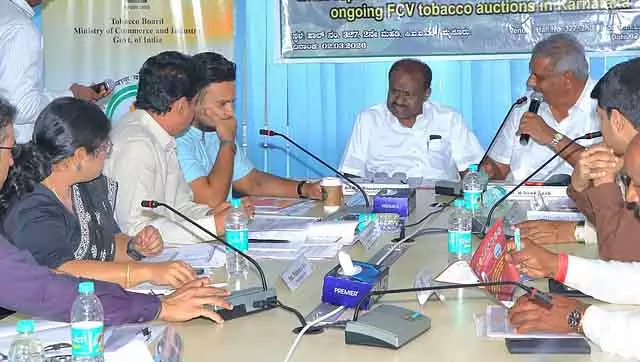 केंद्र तंबाकू उत्पादकों के हितों की रक्षा के लिए प्रतिबद्ध: उत्पाद लाभकारी कीमतों पर खरीदें; HD Kumaraswamy केंद्र तंबाकू उत्पादकों के हितों की रक्षा के लिए प्रतिबद्ध: उत्पाद लाभकारी कीमतों पर खरीदें; HD Kumaraswamy