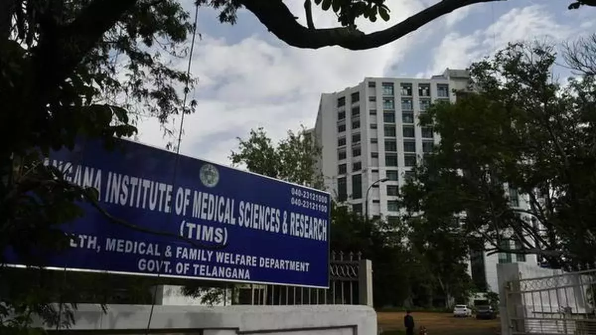 हैदराबाद के अस्पतालों से 450 कर्मचारियों को सनथनगर TIMS में तैनात किया गया हैदराबाद के अस्पतालों से 450 कर्मचारियों को सनथनगर TIMS में तैनात किया गया