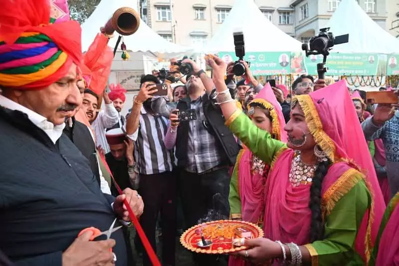 Sujanpur में राष्ट्रीय होली उत्सव शुरू हुआ Sujanpur में राष्ट्रीय होली उत्सव शुरू हुआ