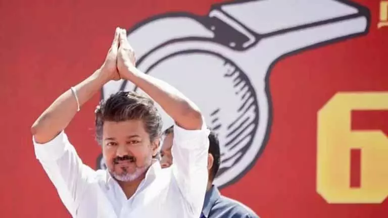 विजय ने नांगुनेरी हत्याओं को लेकर DMK की आलोचना की विजय ने नांगुनेरी हत्याओं को लेकर DMK की आलोचना की