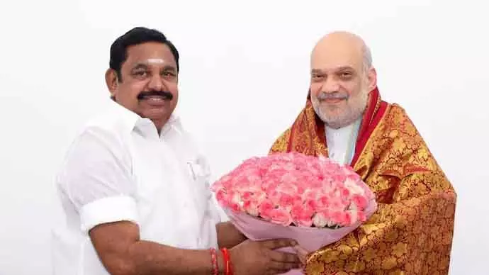 ईपीएस ने Delhi में अमित शाह से मुलाकात की ईपीएस ने Delhi में अमित शाह से मुलाकात की